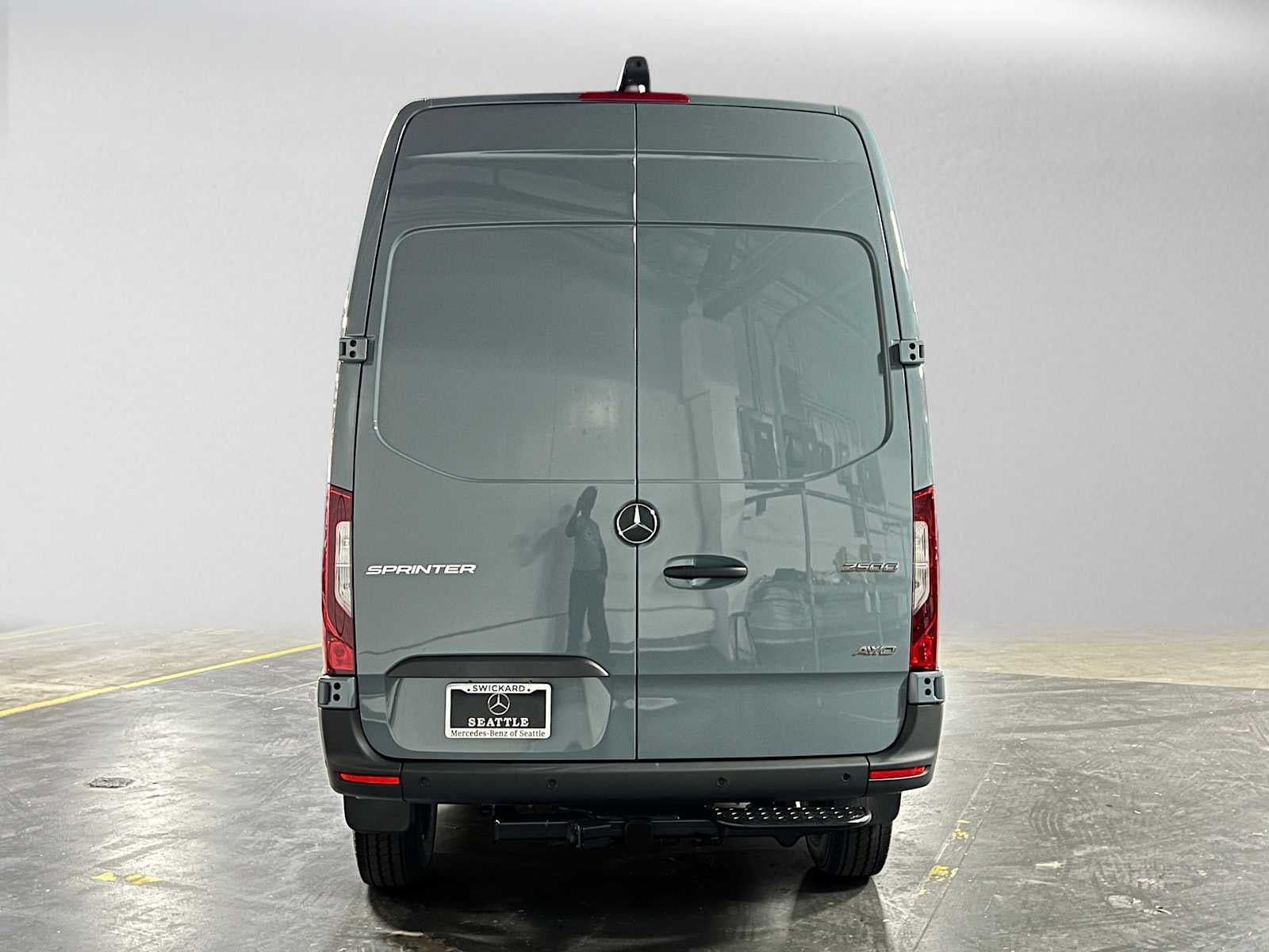 2026 Mercedes-Benz Sprinter 2500 Standard Roof I4 Diesel HO 144 AWD