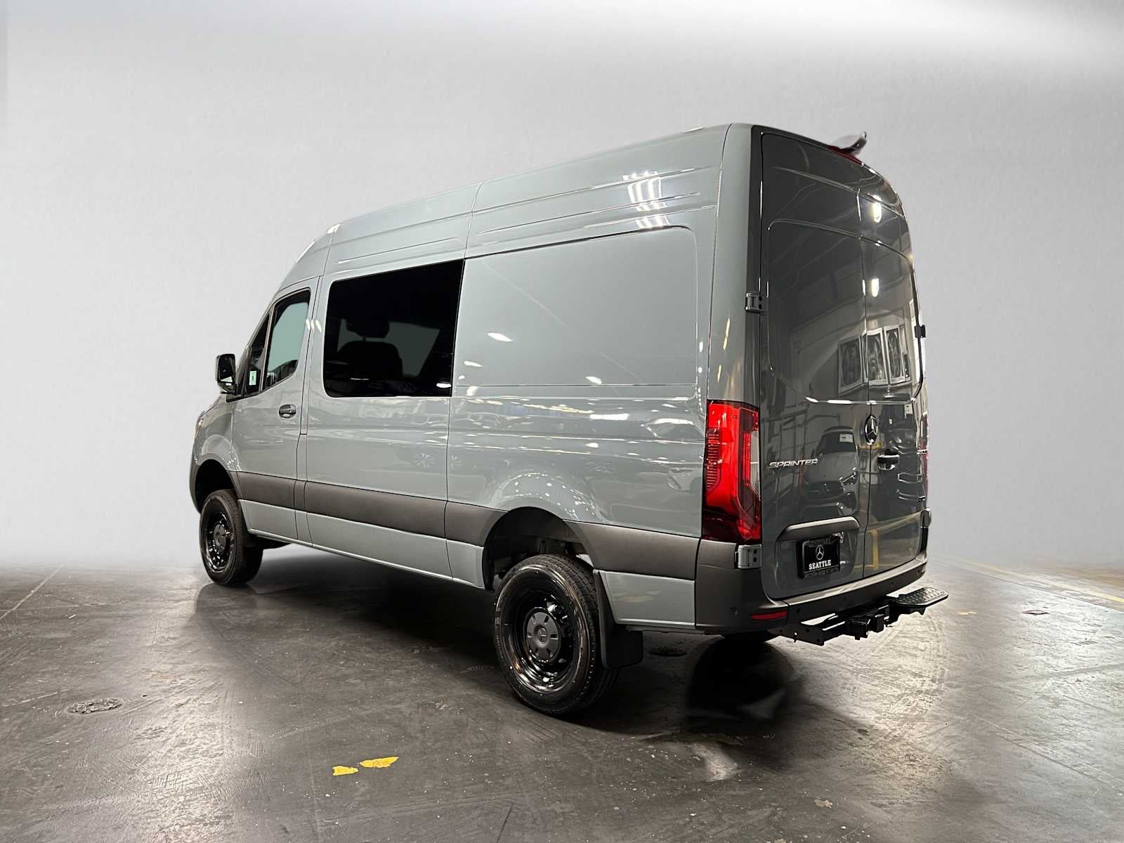 2026 Mercedes-Benz Sprinter 2500 Standard Roof I4 Diesel HO 144 AWD