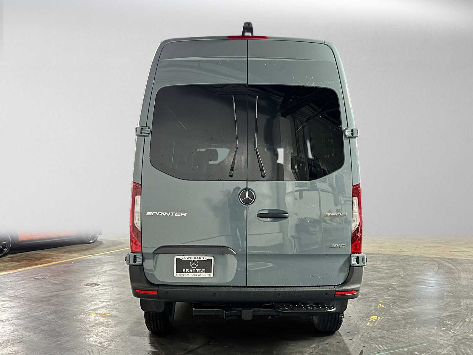 2026 Mercedes-Benz Sprinter Crew 2500 Standard Roof I4 Diesel HO 144 AWD