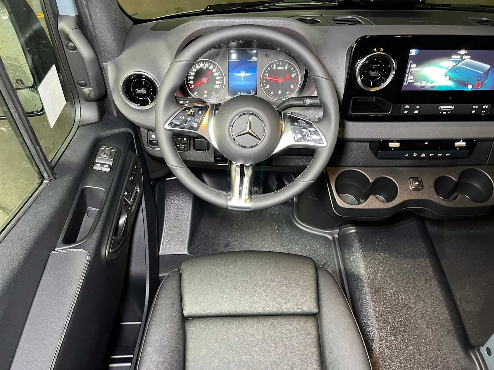 2026 Mercedes-Benz Sprinter Crew 2500 Standard Roof I4 Diesel HO 144 AWD