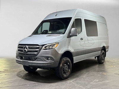 2026 Mercedes-Benz Sprinter Crew 2500 Standard Roof I4 Diesel HO 144 AWD