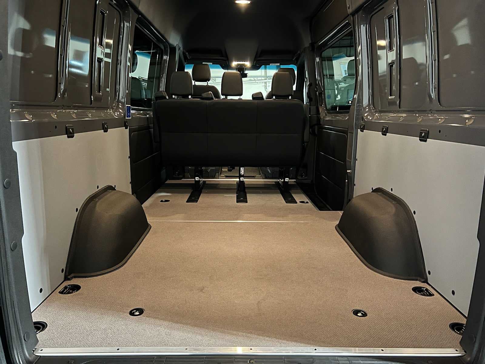 2026 Mercedes-Benz Sprinter 2500 Standard Roof I4 Diesel HO 144 AWD