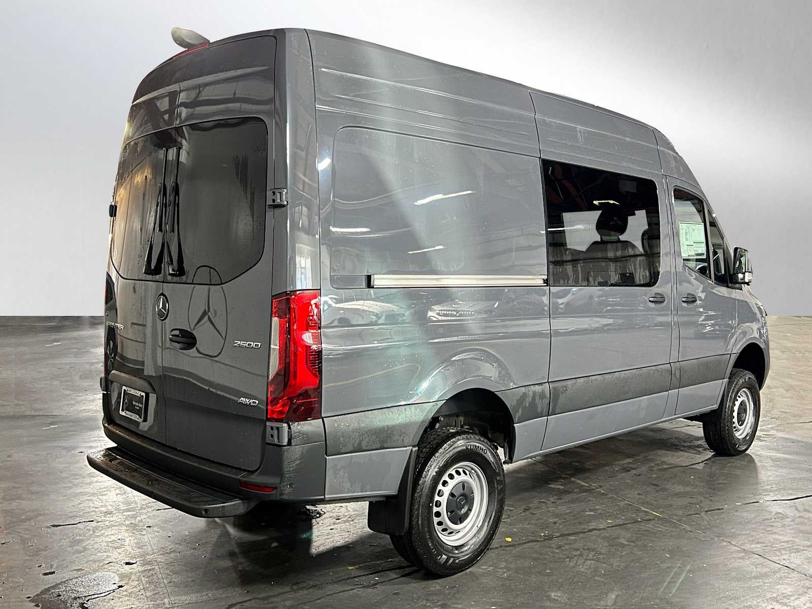 2026 Mercedes-Benz Sprinter 2500 Standard Roof I4 Diesel HO 144 AWD