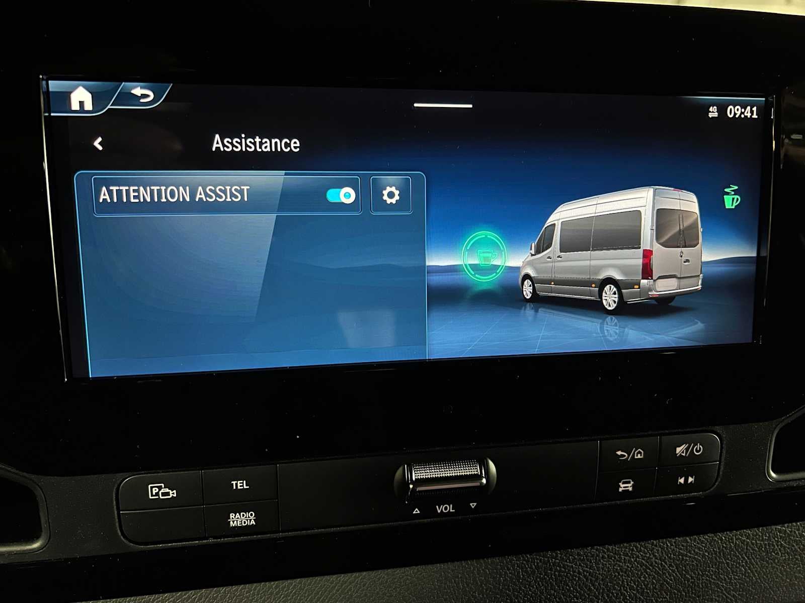 2026 Mercedes-Benz Sprinter 2500 Standard Roof I4 Diesel HO 144 AWD