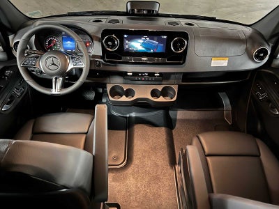 2026 Mercedes-Benz Sprinter 2500 Standard Roof I4 Diesel HO 144 AWD