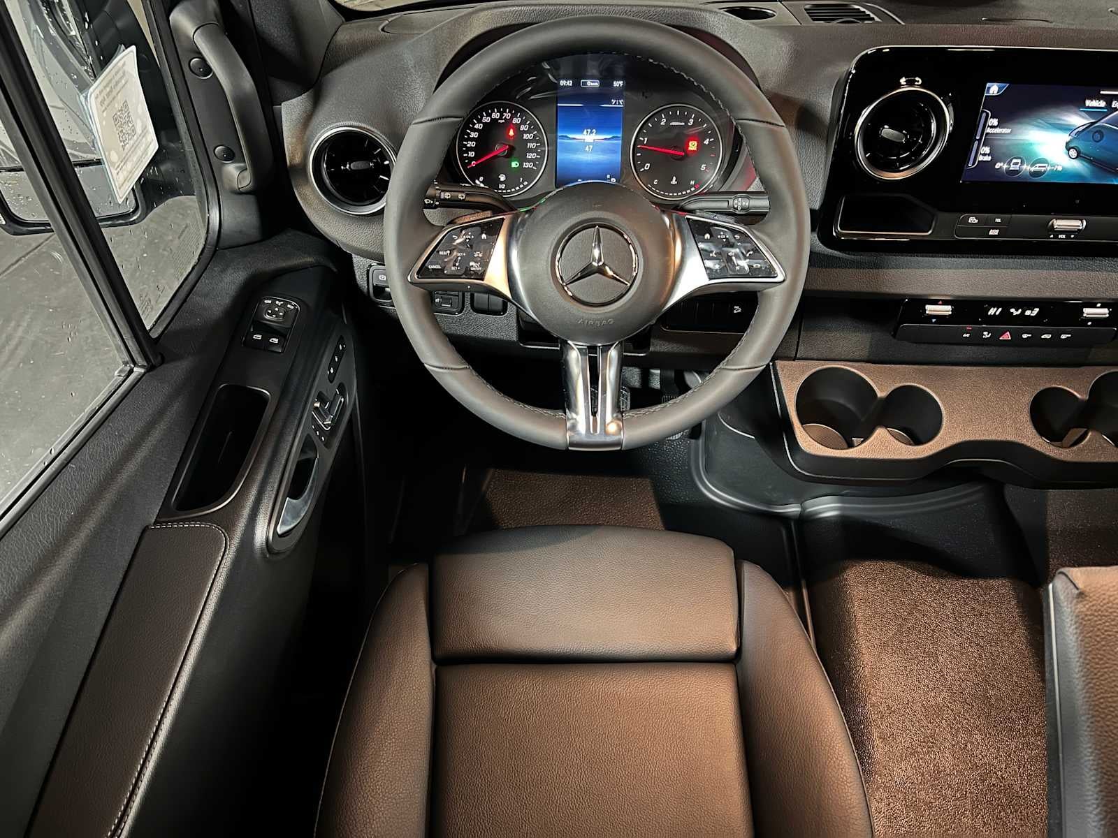 2026 Mercedes-Benz Sprinter 2500 Standard Roof I4 Diesel HO 144 AWD