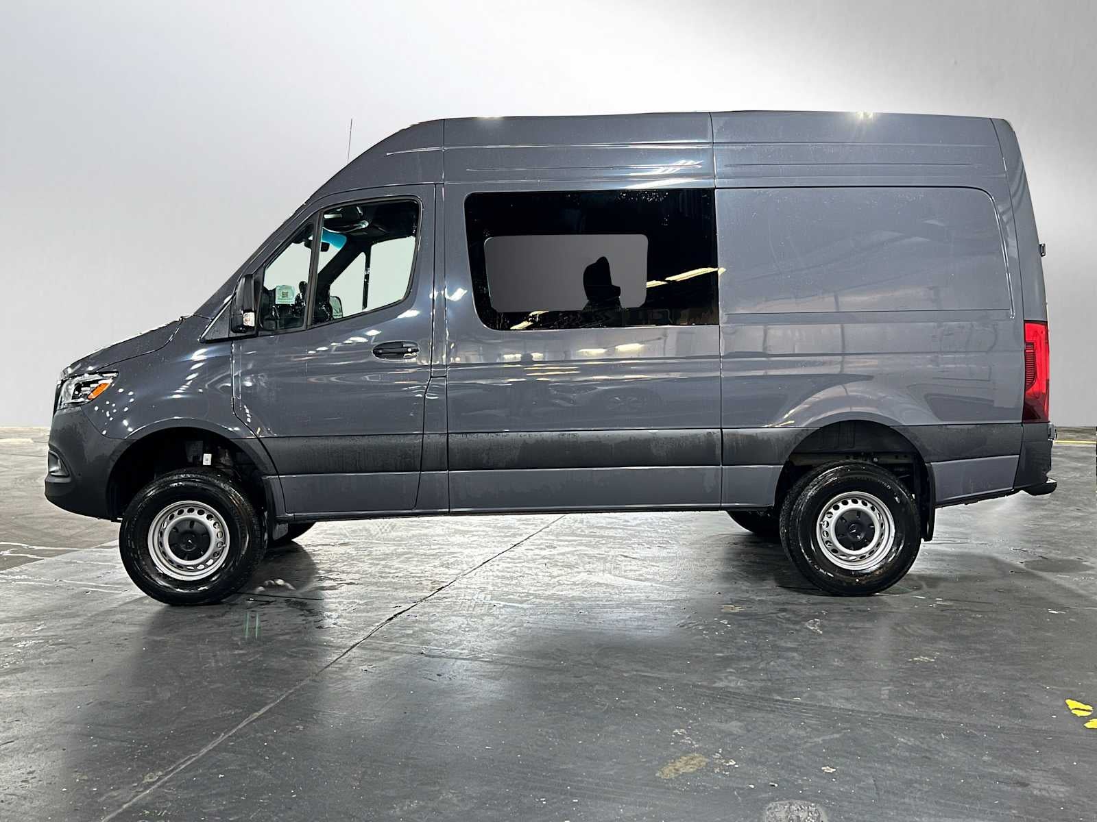 2026 Mercedes-Benz Sprinter 2500 Standard Roof I4 Diesel HO 144 AWD