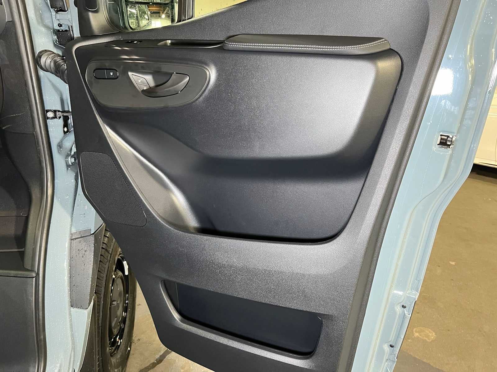 2026 Mercedes-Benz Sprinter Cargo 2500 Standard Roof I4 Diesel HO 144 AWD