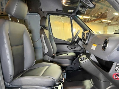 2026 Mercedes-Benz Sprinter Cargo 2500 Standard Roof I4 Diesel HO 144 AWD