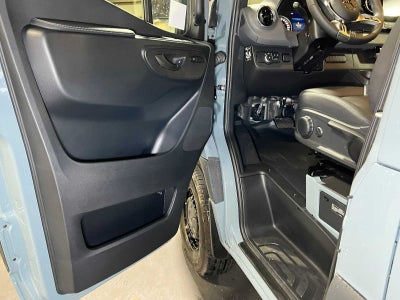 2026 Mercedes-Benz Sprinter Cargo 2500 Standard Roof I4 Diesel HO 144 AWD