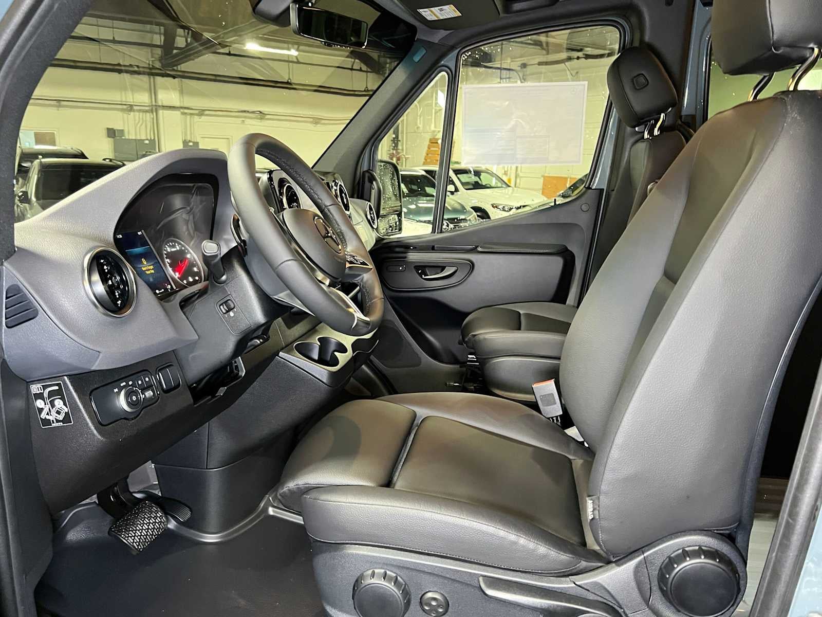 2026 Mercedes-Benz Sprinter Cargo 2500 Standard Roof I4 Diesel HO 144 AWD