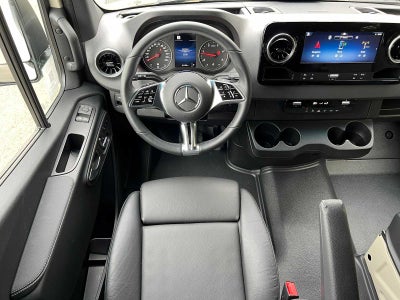2026 Mercedes-Benz Sprinter Crew 2500 Standard Roof I4 Diesel HO 144 AWD