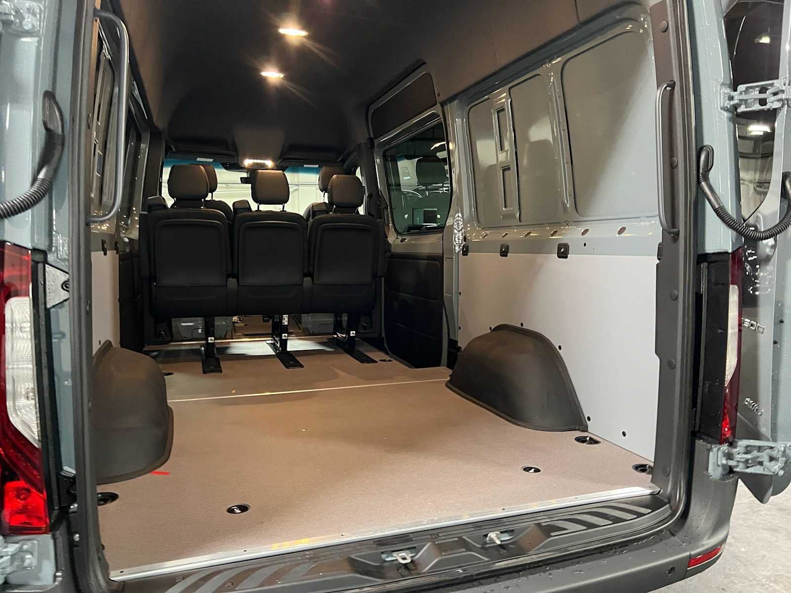 2026 Mercedes-Benz Sprinter 2500 Standard Roof I4 Diesel HO 144 AWD