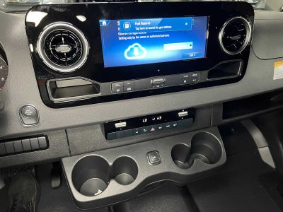 2026 Mercedes-Benz Sprinter 2500 Standard Roof I4 Diesel HO 144 AWD