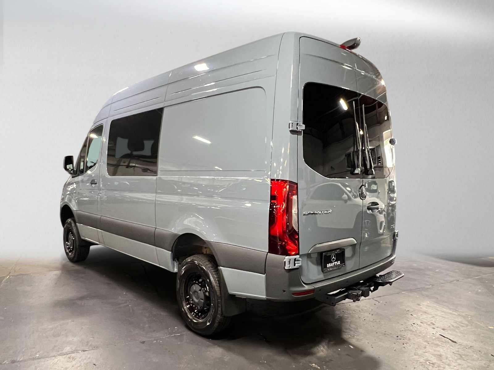 2026 Mercedes-Benz Sprinter 2500 Standard Roof I4 Diesel HO 144 AWD
