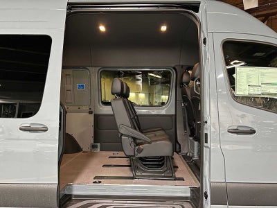 2026 Mercedes-Benz Sprinter 2500 Standard Roof I4 Diesel HO 144 AWD