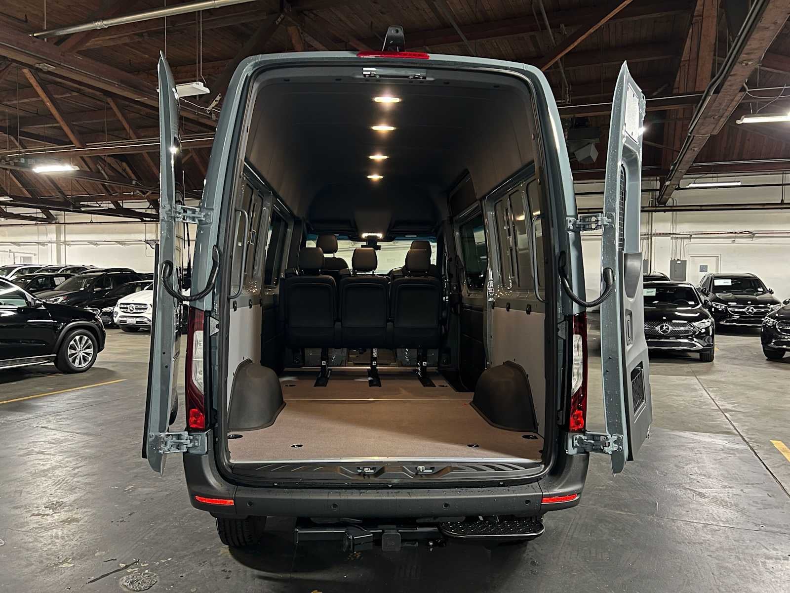 2026 Mercedes-Benz Sprinter 2500 Standard Roof I4 Diesel HO 144 AWD
