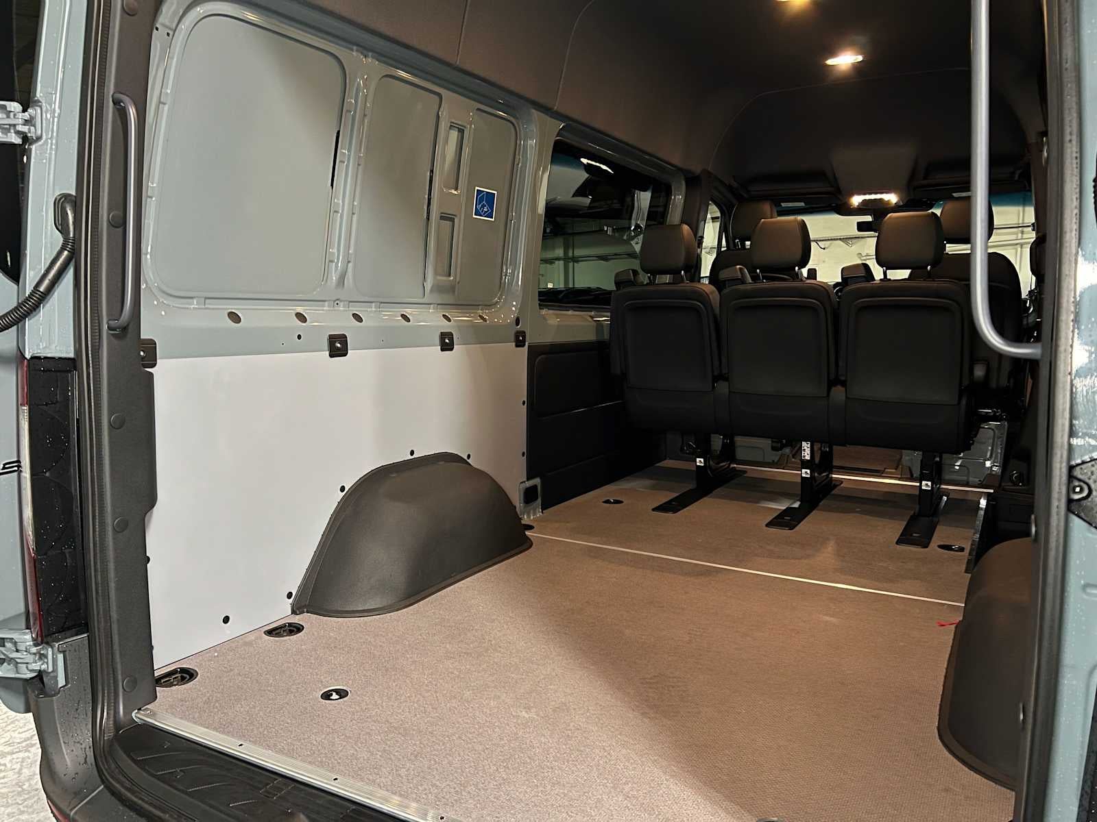 2026 Mercedes-Benz Sprinter 2500 Standard Roof I4 Diesel HO 144 AWD