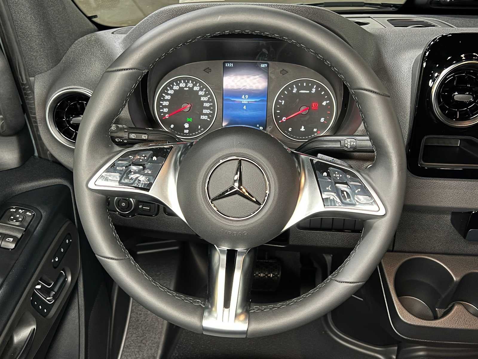 2026 Mercedes-Benz Sprinter 2500 Standard Roof I4 Diesel HO 144 AWD