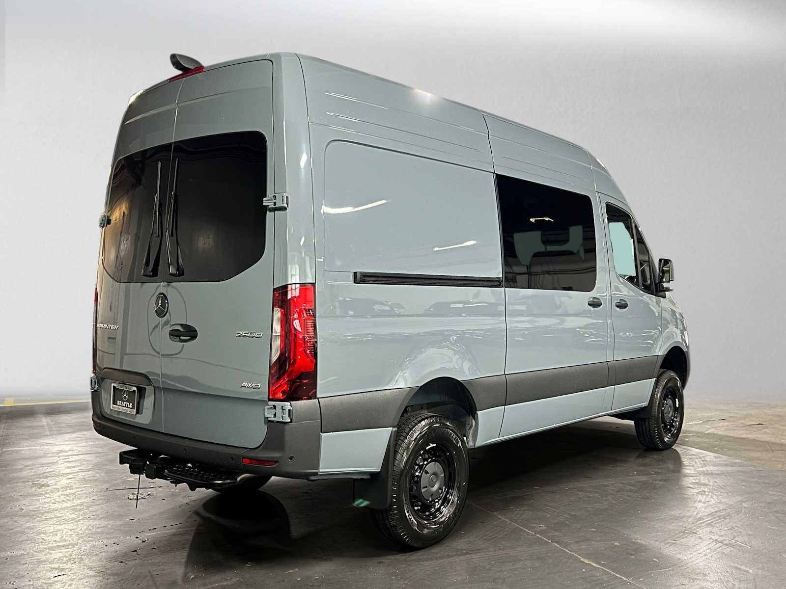 2026 Mercedes-Benz Sprinter 2500 Standard Roof I4 Diesel HO 144 AWD