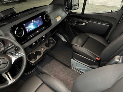2026 Mercedes-Benz Sprinter 2500 Standard Roof I4 Diesel HO 144 AWD