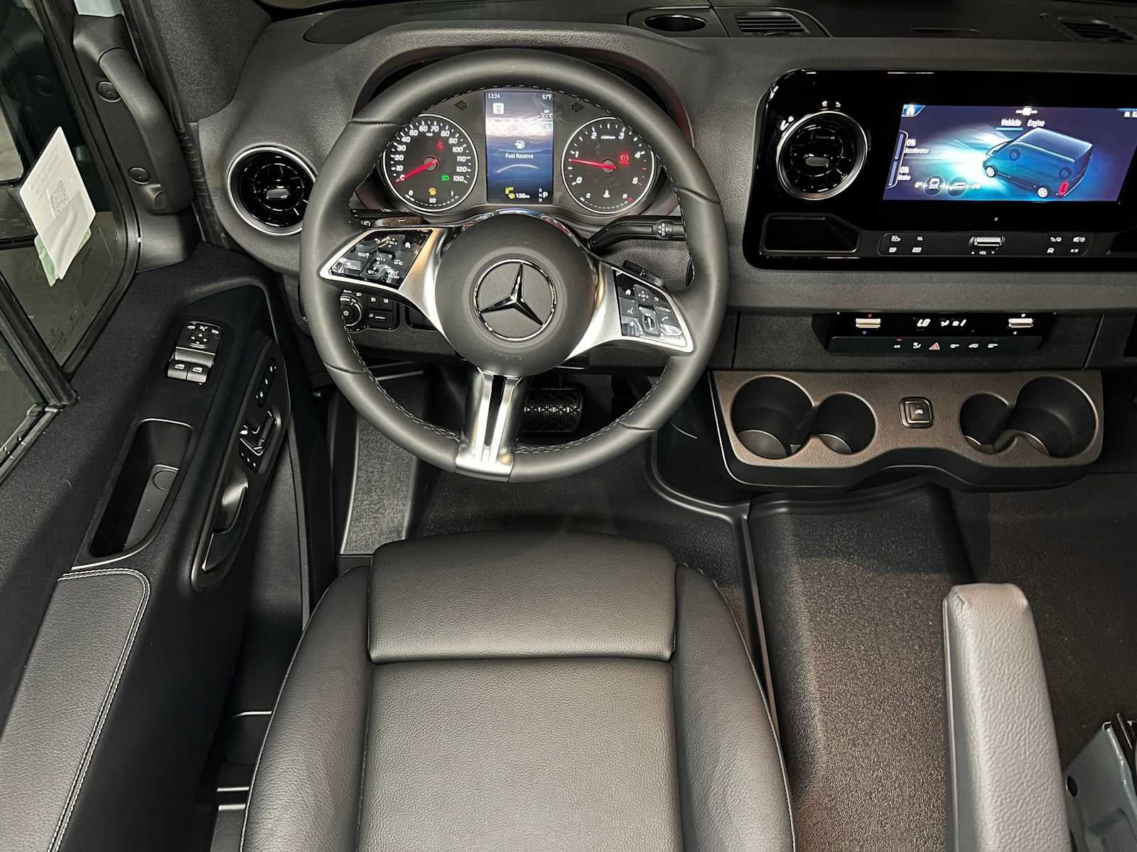 2026 Mercedes-Benz Sprinter 2500 Standard Roof I4 Diesel HO 144 AWD