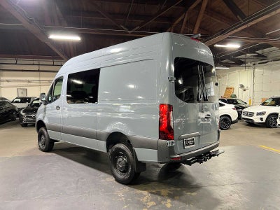 2026 Mercedes-Benz Sprinter Crew 2500 Standard Roof I4 Diesel HO 144 AWD
