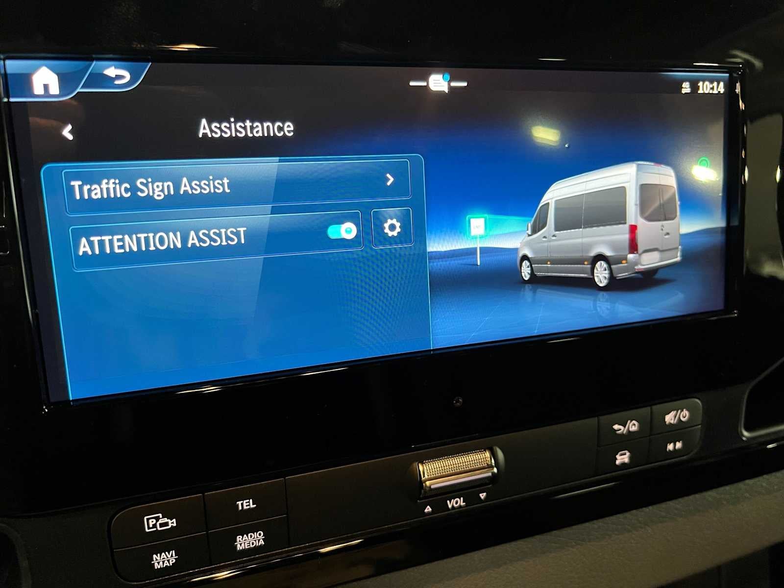 2026 Mercedes-Benz Sprinter Crew 2500 Standard Roof I4 Diesel HO 144 AWD