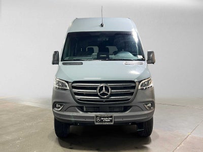 2026 Mercedes-Benz Sprinter Crew 2500 Standard Roof I4 Diesel HO 144 AWD