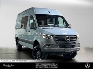 2026 Mercedes-Benz Sprinter Crew 2500 Standard Roof I4 Diesel HO 144 AWD