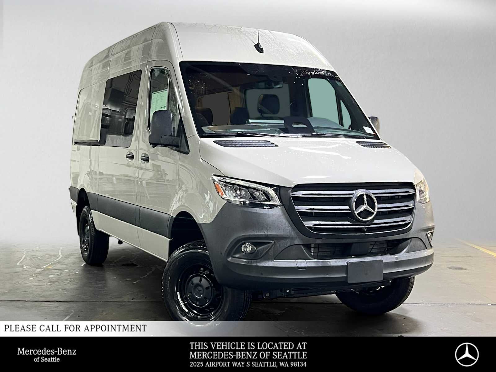 2026 Mercedes-Benz Sprinter 2500 Standard Roof I4 Diesel HO 144 AWD
