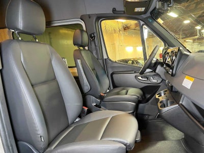 2026 Mercedes-Benz Sprinter 2500 Standard Roof I4 Diesel HO 144 AWD