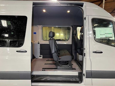 2026 Mercedes-Benz Sprinter 2500 Standard Roof I4 Diesel HO 144 AWD