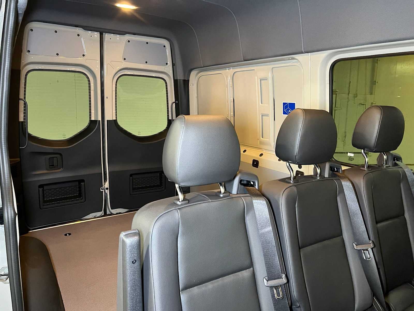 2026 Mercedes-Benz Sprinter 2500 Standard Roof I4 Diesel HO 144 AWD