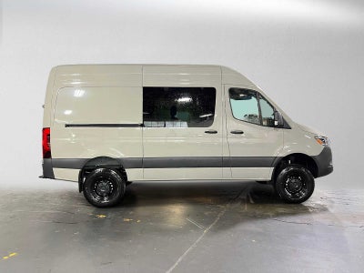 2026 Mercedes-Benz Sprinter 2500 Standard Roof I4 Diesel HO 144 AWD