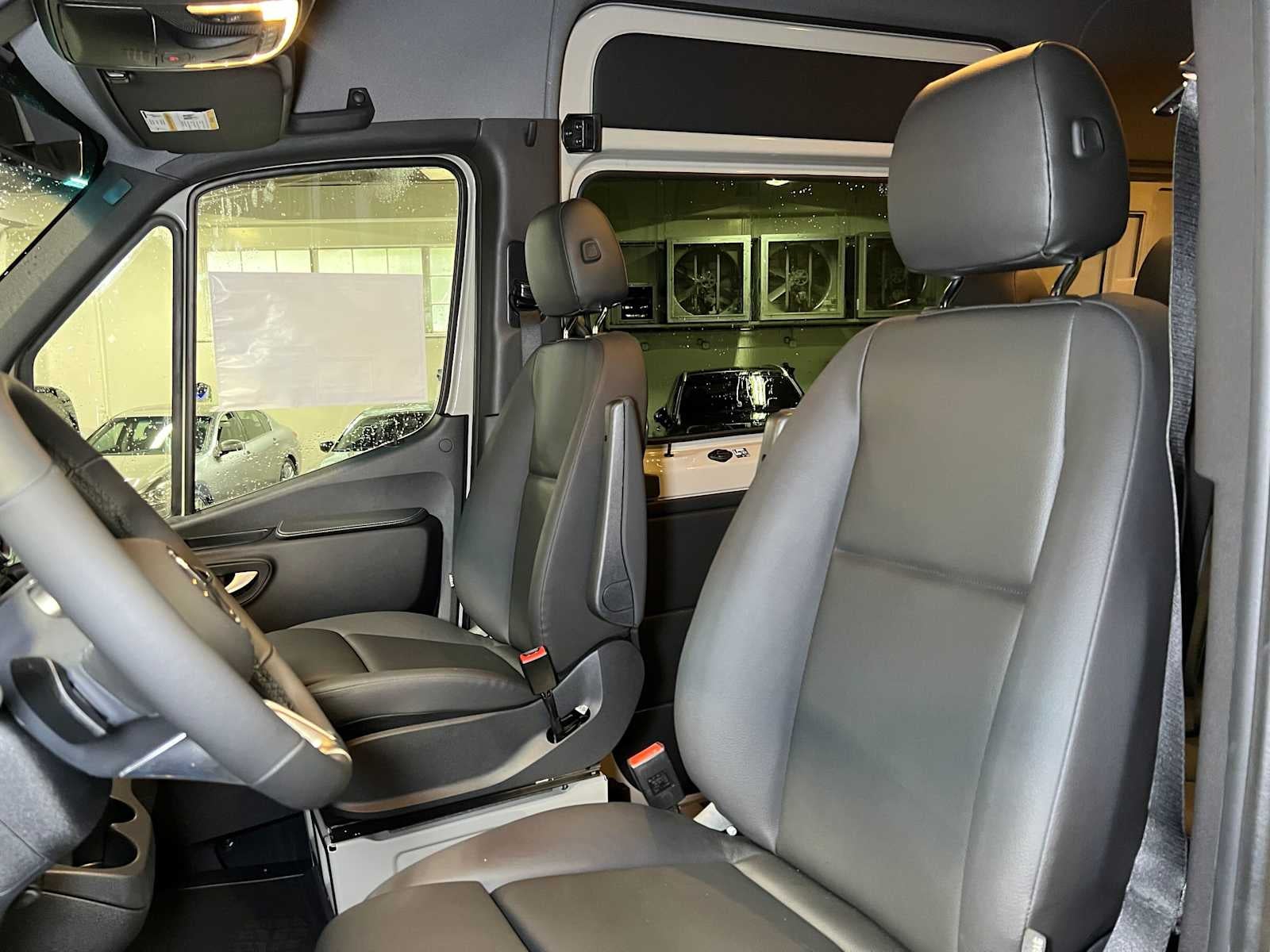 2026 Mercedes-Benz Sprinter 2500 Standard Roof I4 Diesel HO 144 AWD