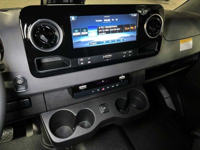 2026 Mercedes-Benz Sprinter 2500 Standard Roof I4 Diesel HO 144 AWD