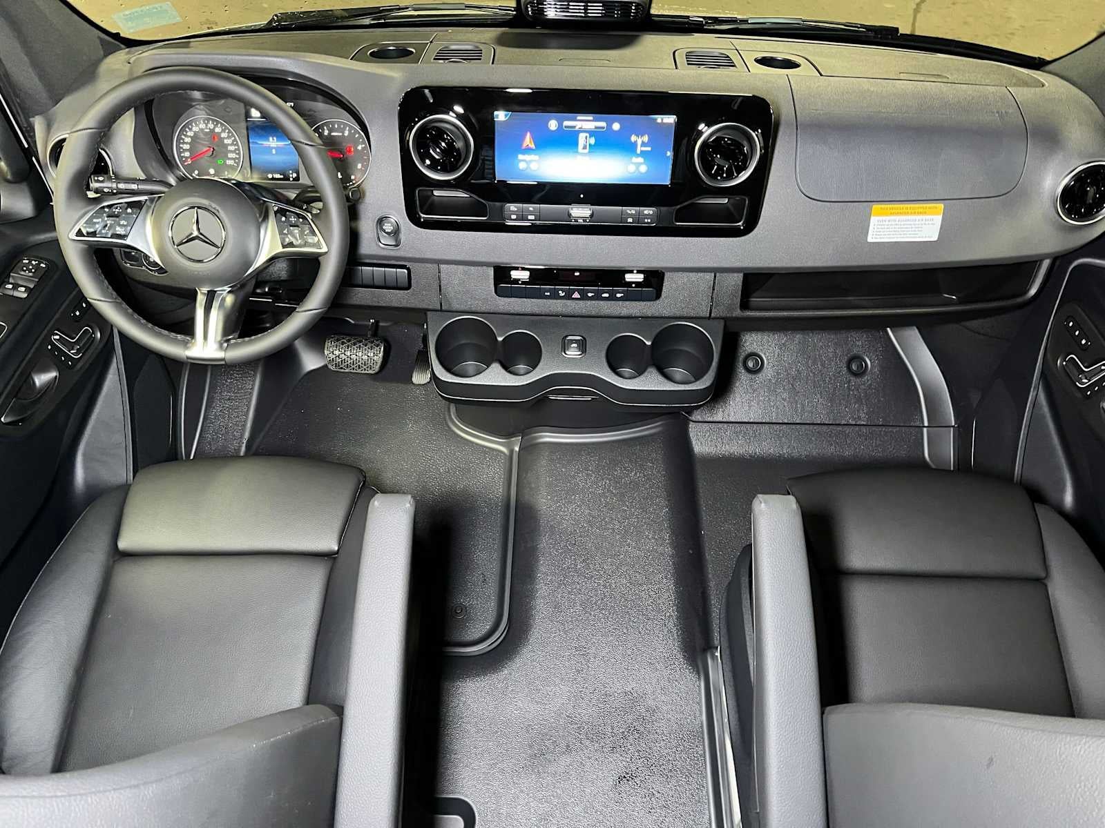 2026 Mercedes-Benz Sprinter 2500 Standard Roof I4 Diesel HO 144 AWD