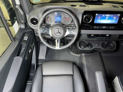2026 Mercedes-Benz Sprinter 2500 Standard Roof I4 Diesel HO 144 AWD
