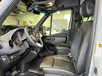 2026 Mercedes-Benz Sprinter Cargo 2500 Standard Roof I4 Diesel HO 144 AWD