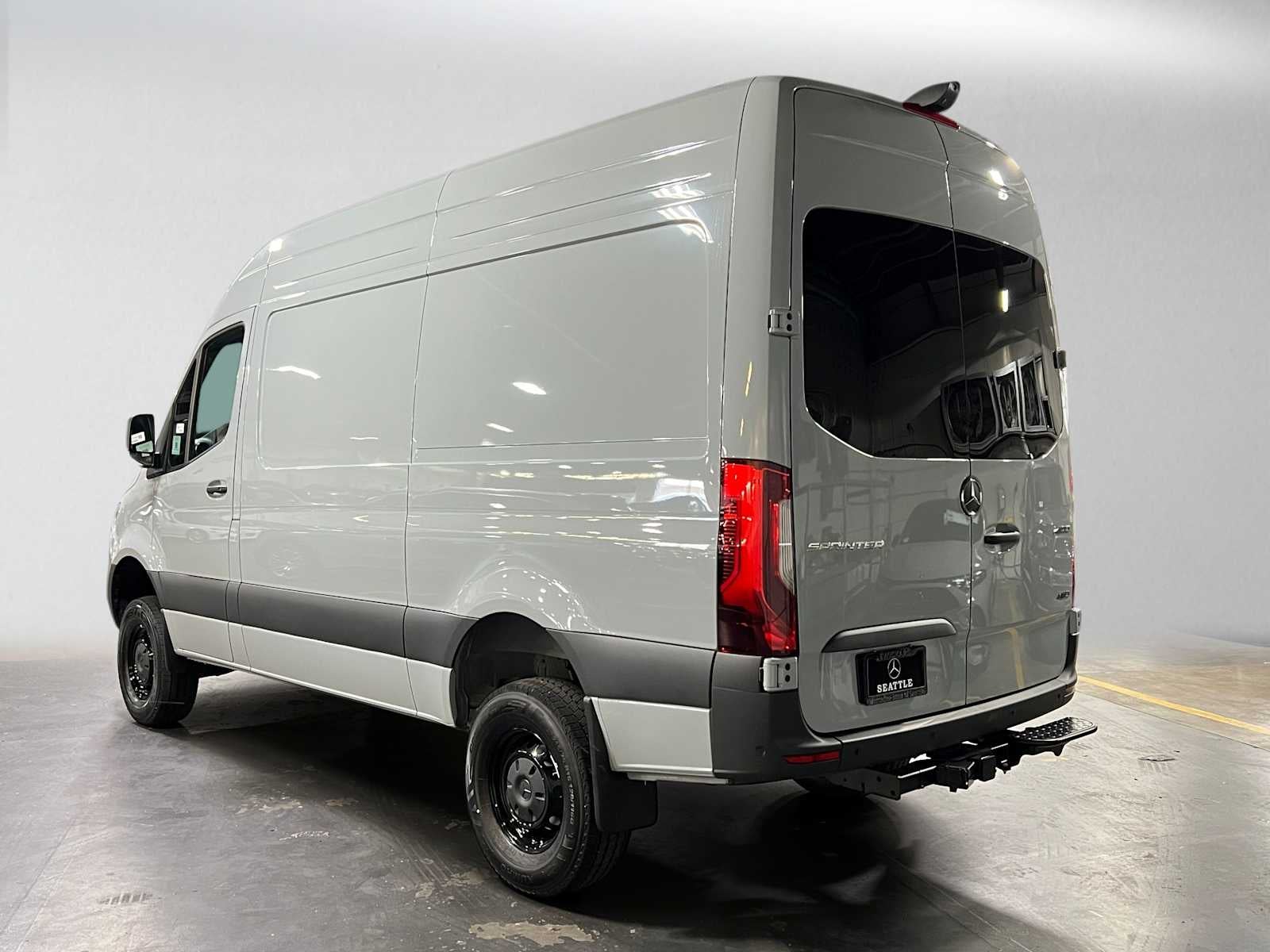 2026 Mercedes-Benz Sprinter Cargo 2500 Standard Roof I4 Diesel HO 144 AWD
