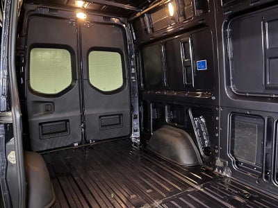 2026 Mercedes-Benz Sprinter 2500 Standard Roof I4 Diesel HO 144" AWD