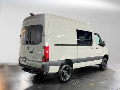 2026 Mercedes-Benz Sprinter Crew 2500 Standard Roof I4 Diesel HO 144 AWD