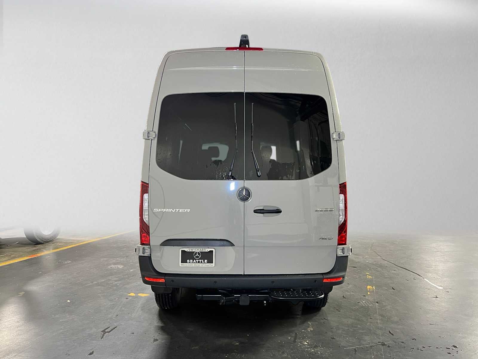 2026 Mercedes-Benz Sprinter Crew 2500 Standard Roof I4 Diesel HO 144 AWD