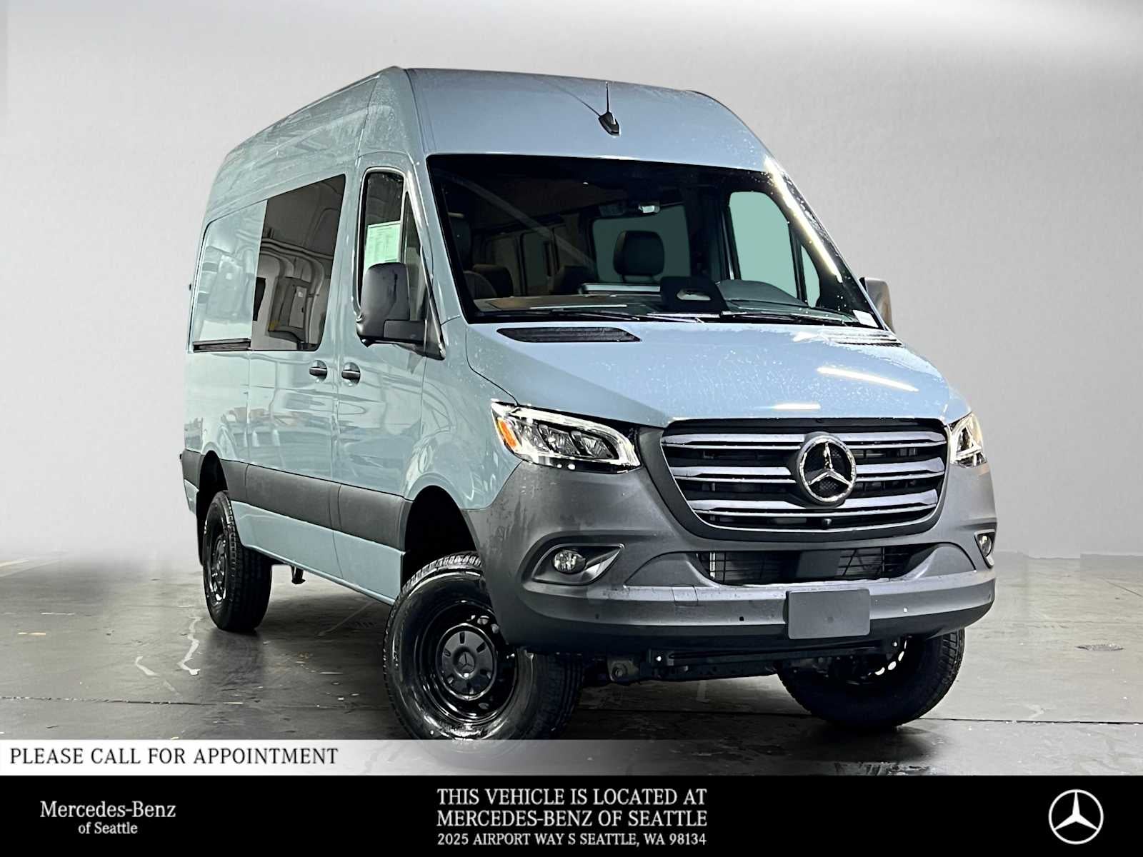 2026 Mercedes-Benz Sprinter Crew 2500 Standard Roof I4 Diesel HO 144 AWD