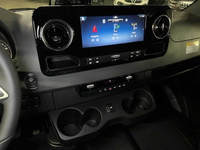2026 Mercedes-Benz Sprinter Crew 2500 Standard Roof I4 Diesel HO 144 AWD