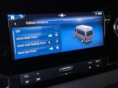 2026 Mercedes-Benz Sprinter Crew 2500 Standard Roof I4 Diesel HO 144 AWD