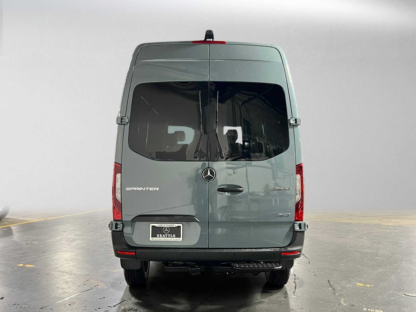 2026 Mercedes-Benz Sprinter Crew 2500 Standard Roof I4 Diesel HO 144 AWD