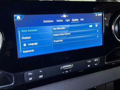 2026 Mercedes-Benz Sprinter Crew 2500 Standard Roof I4 Diesel HO 144 AWD