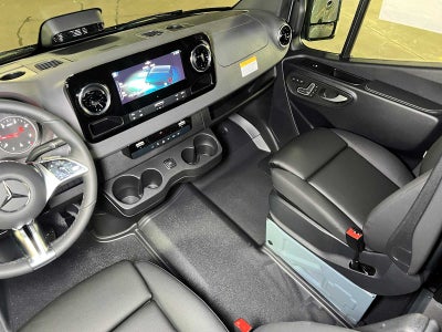 2026 Mercedes-Benz Sprinter Crew 2500 Standard Roof I4 Diesel HO 144 AWD